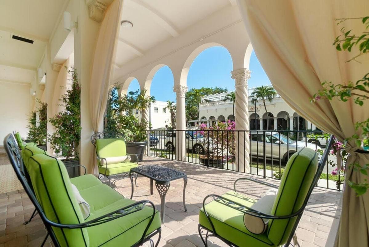 King Bed Mermaid Suite - Heart Of Palm Beach, Free Parking Included Exteriör bild